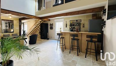 Maison - 252 m² - 7 pièces