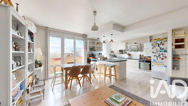 Appartement - 71 m² - 4 pièces