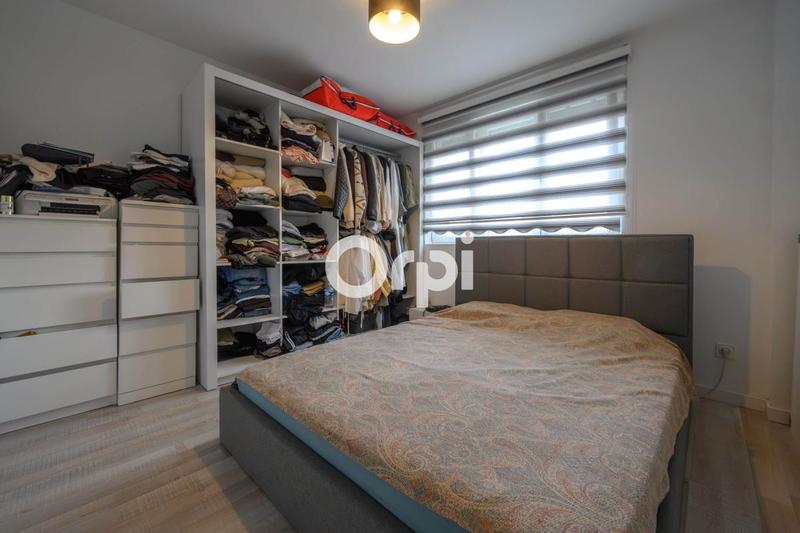 Appartement - 90 m² - 4 pièces