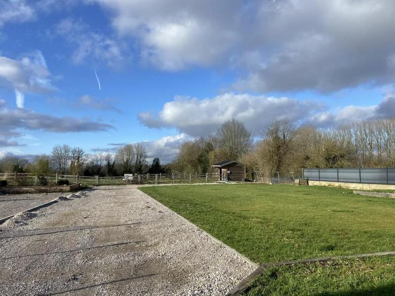 Propriété - 229 m² - 12 pièces