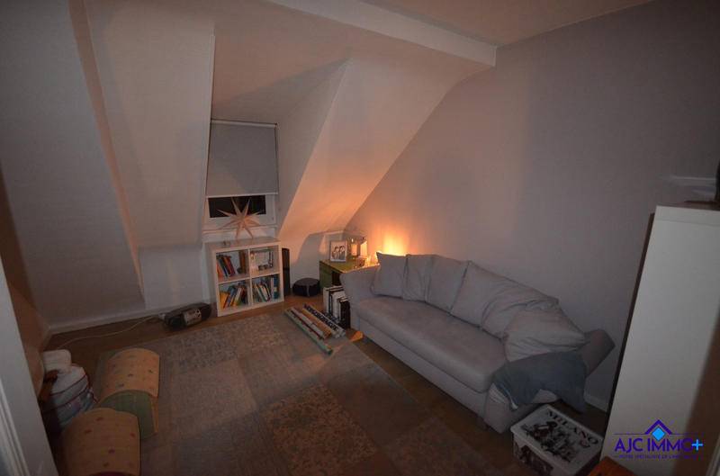 Appartement - 160 m² - 8 pièces