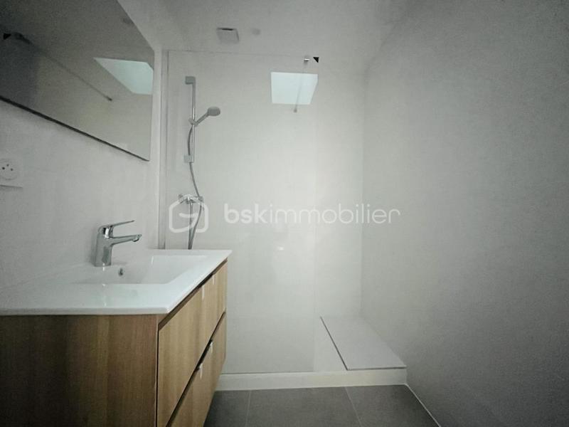 Maison - 92 m² - 4 pièces