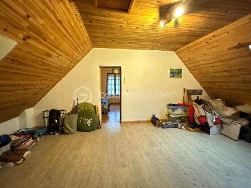 Maison - 215 m² - 7 pièces