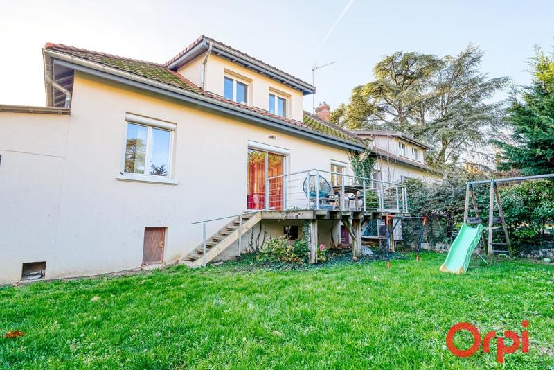 Maison - 110 m² - 5 pièces