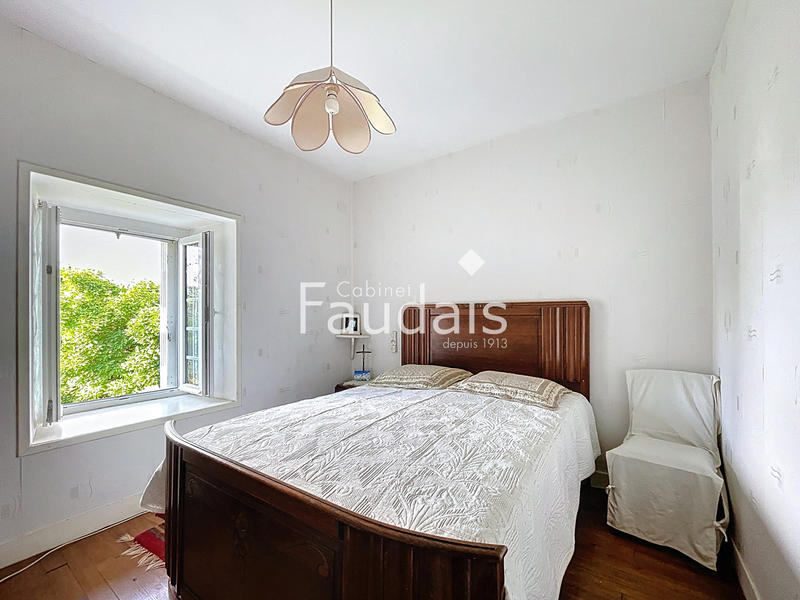 Maison - 128 m² - 8 pièces