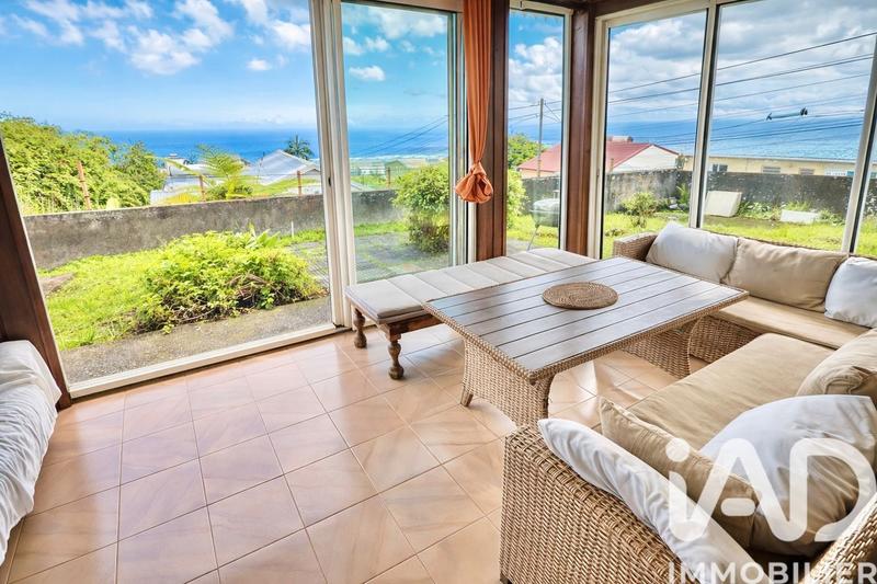 Maison - 110 m² - 6 pièces