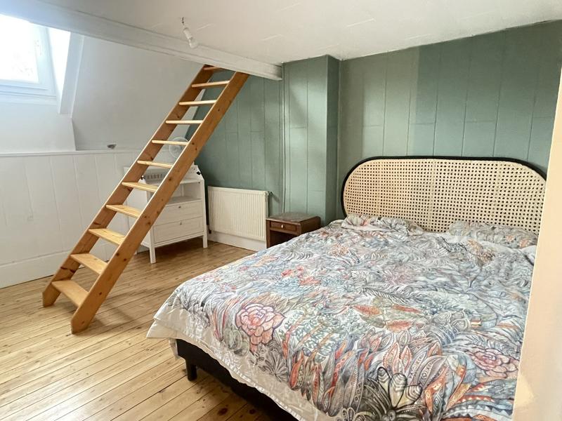 Maison - 140 m² - 7 pièces