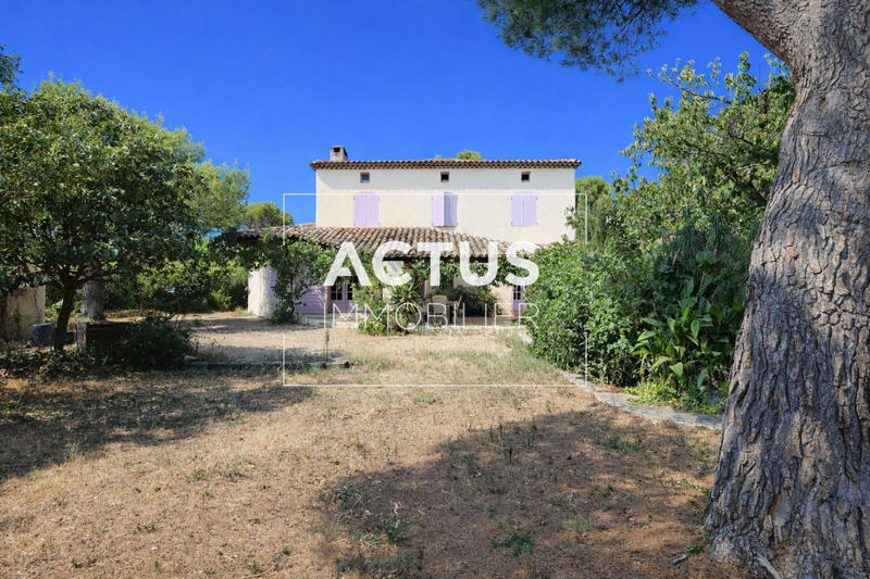 Maison - 189 m² - 6 pièces