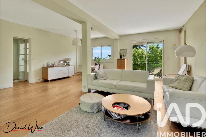 Maison - 170 m² - 9 pièces