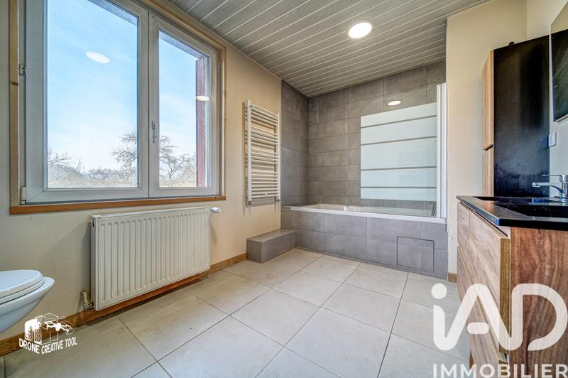 Maison de village - 100 m² - 4 pièces