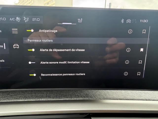 Peugeot 3008 Hybride 145cv E-Dsc6 Allure 360