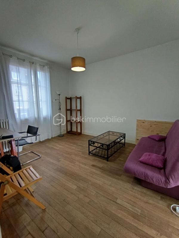 Immeuble - 111 m² - 8 pièces