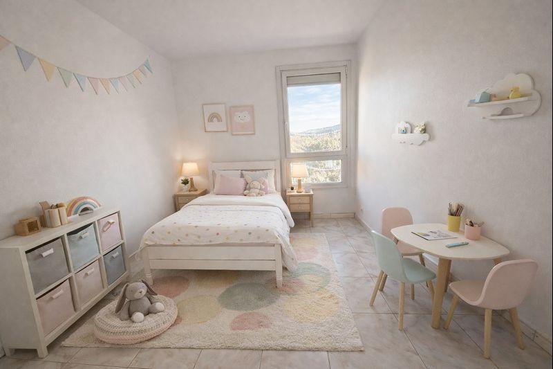 Appartement - 79 m² - 4 pièces