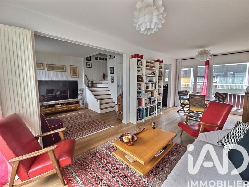 Maison - 90 m² - 5 pièces