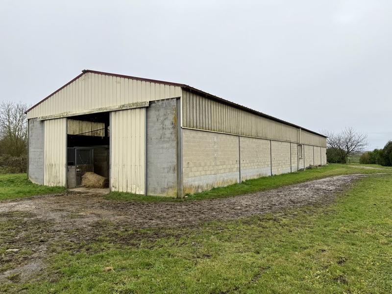 Maison - 540 m² - 21 pièces