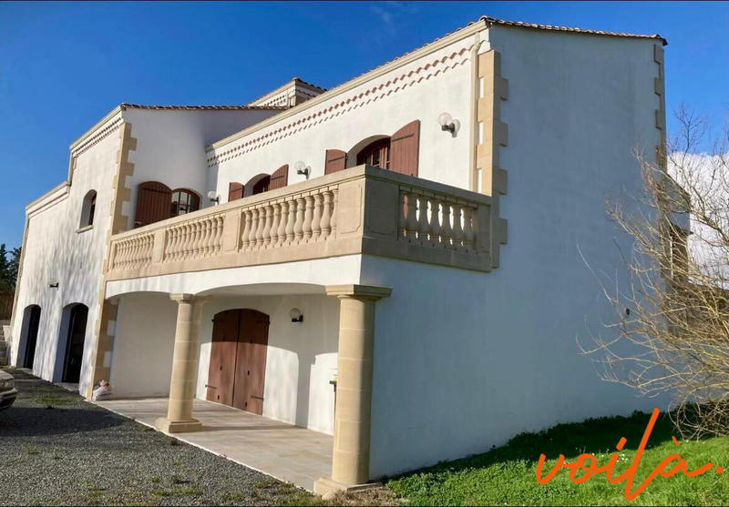 Maison - 200 m² - 4 pièces