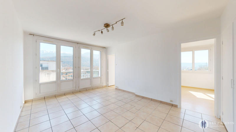 Appartement - 66 m² - 4 pièces