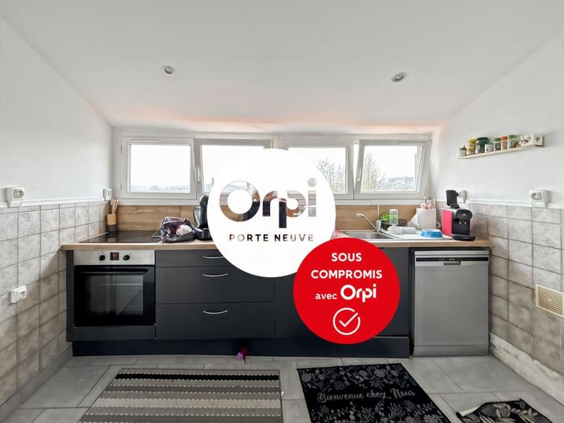 Immeuble - 300 m² - 12 pièces