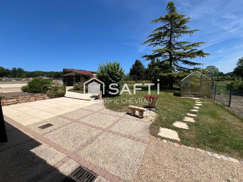 Propriété - 157 m² - 6 pièces