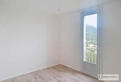 Appartement - 69 m² - 4 pièces