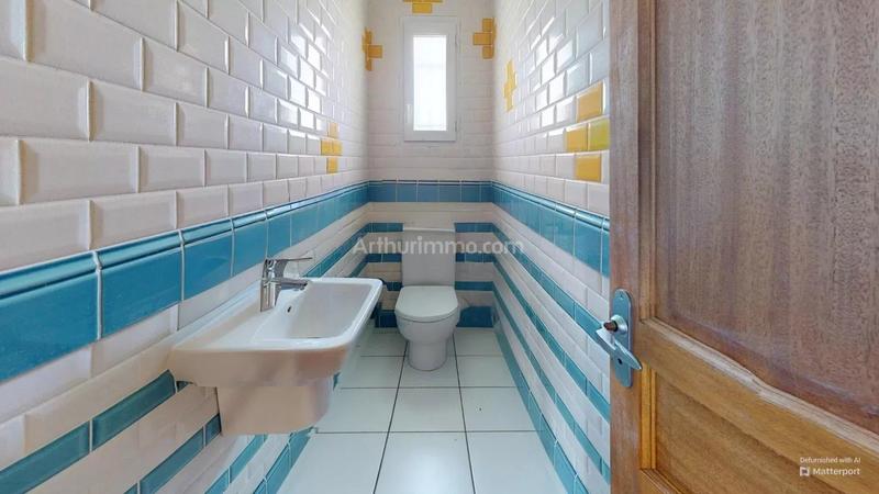 Maison - 215 m² - 5 pièces