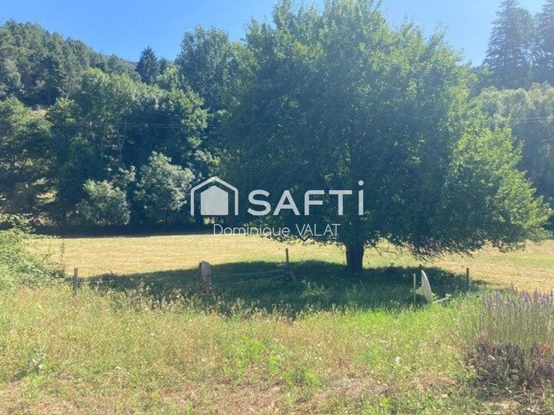 Maison - 457 m² - 16 pièces