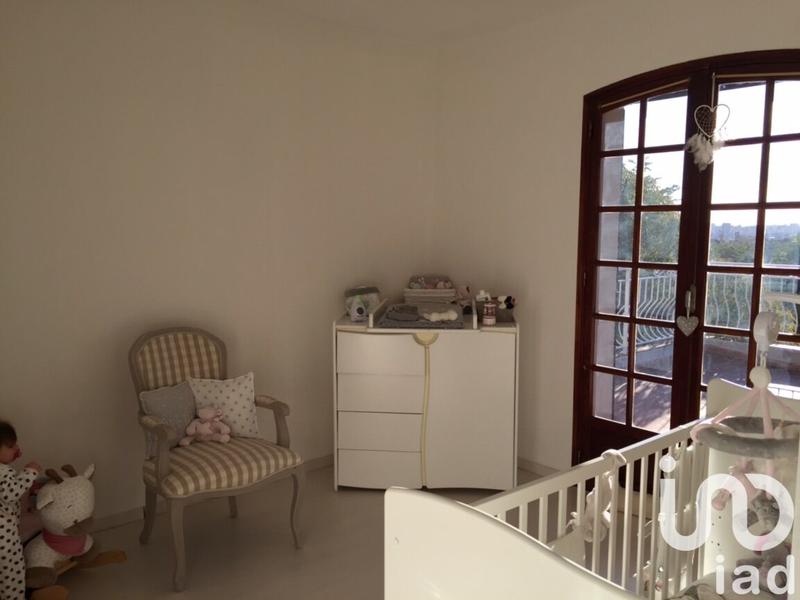 Maison - 137 m² - 5 pièces