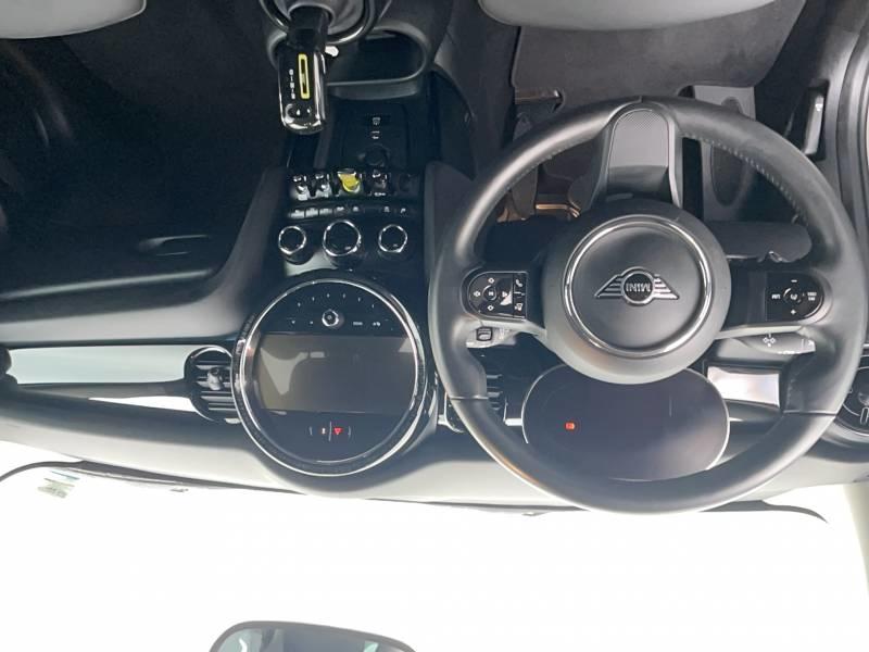 Mini Mini Hatch 3 Portes Cooper se 184 ch Edition Premium