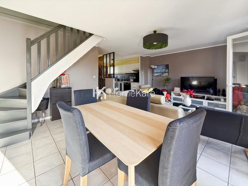 Maison - 85 m² - 4 pièces