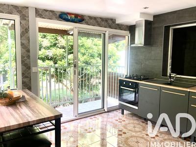 Maison - 280 m² - 13 pièces