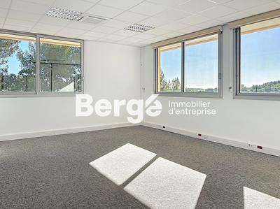 Bureau - 273 m²
