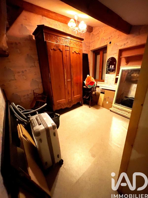 Maison - 248 m² - 8 pièces