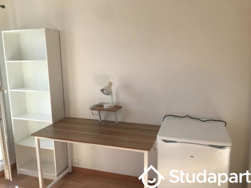 Chambre - 11 m² - 1 pièce