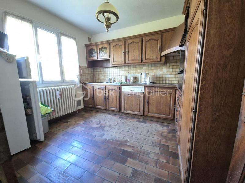 Maison traditionnelle - 90 m² - 4 pièces