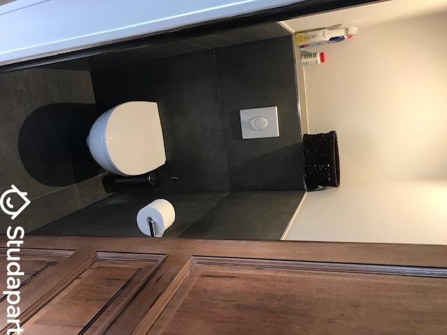 Chambre - 9 m² - 1 pièce