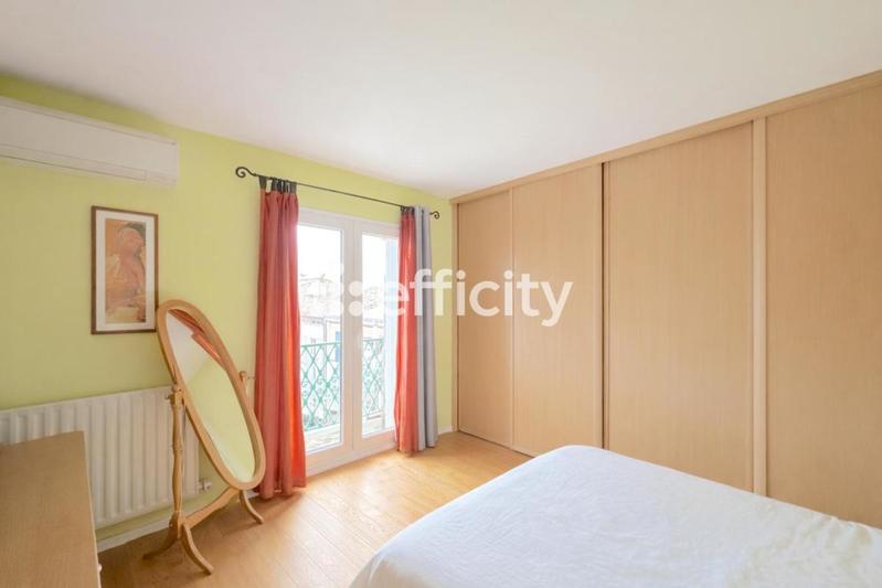 Appartement - 77 m² - 3 pièces