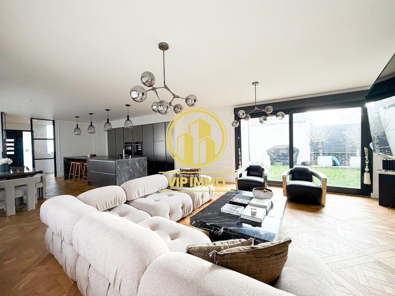 Maison - 125 m² - 6 pièces