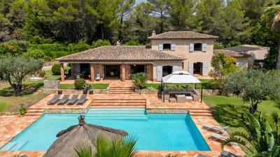 Maison - 278 m² - 7 pièces