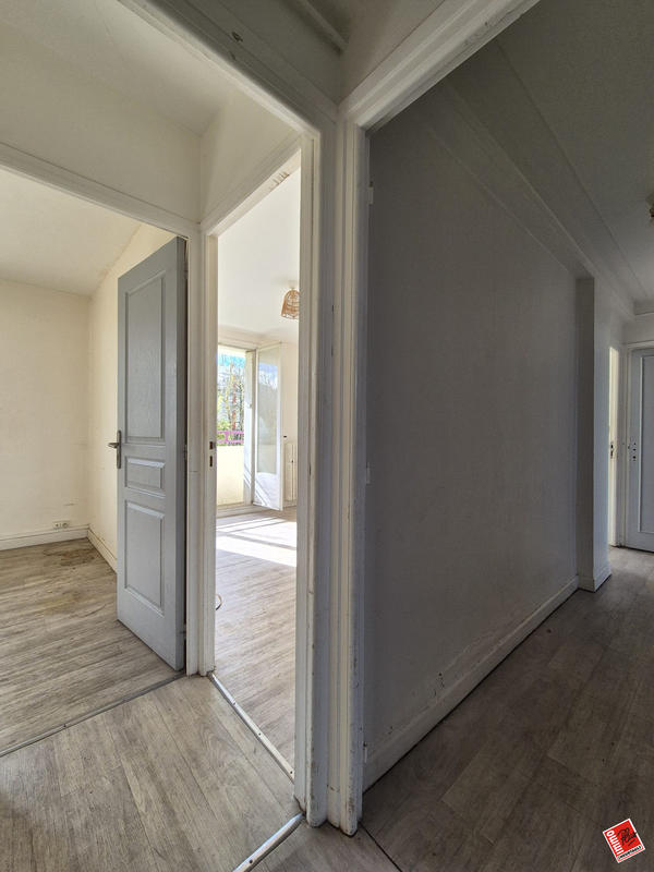 Appartement - 65 m² - 4 pièces