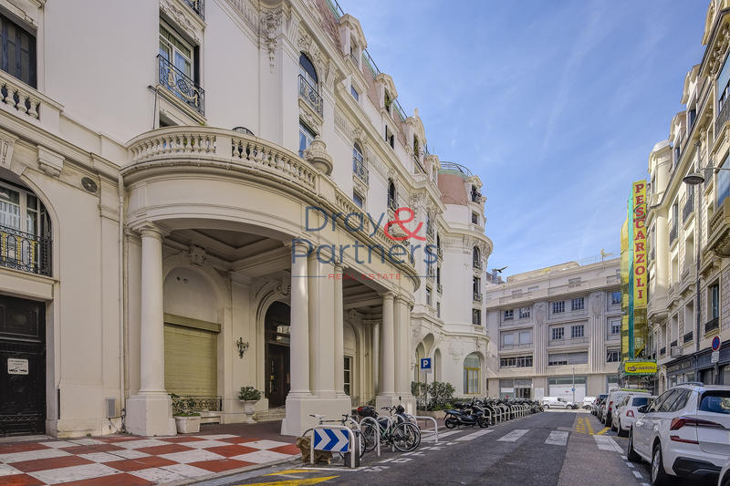 Appartement - 70 m² - 2 pièces