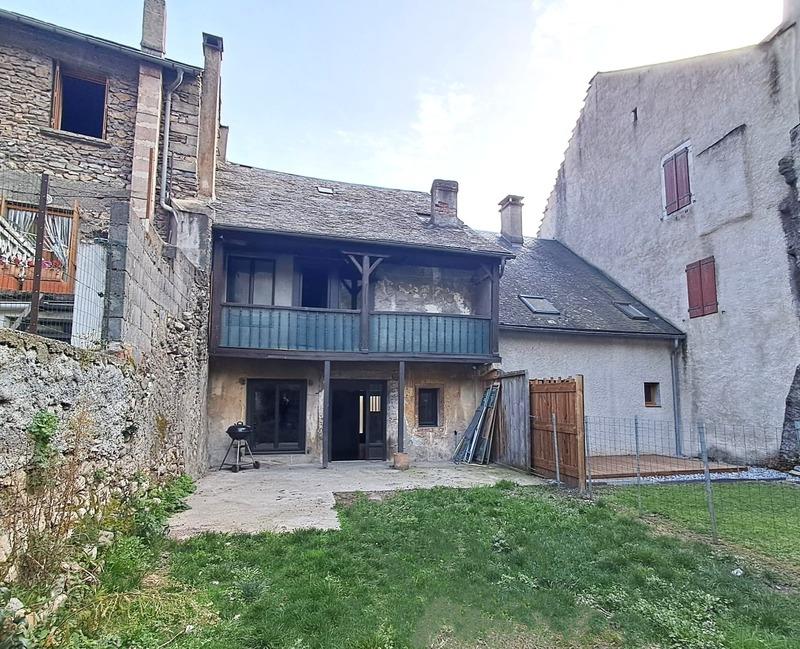 Maison de village - 110 m² - 4 pièces