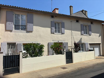 Maison - 107 m² - 5 pièces