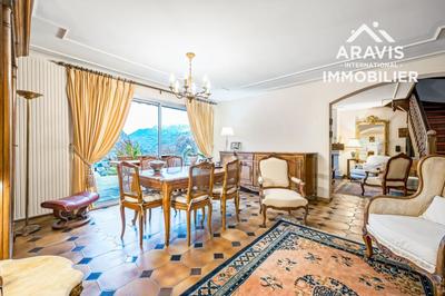 Maison bourgeoise - 135 m² - 4 pièces