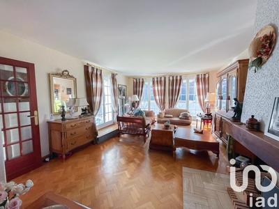 Maison - 177 m² - 7 pièces