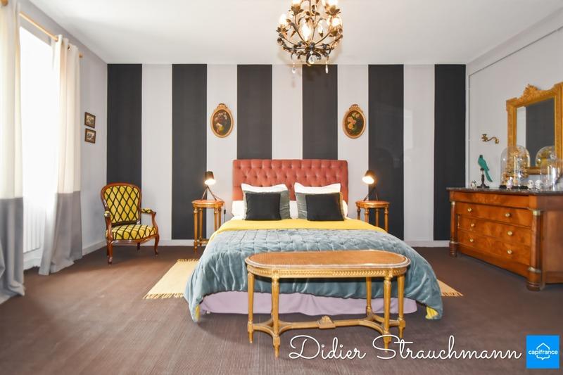 Maison - 322 m² - 8 pièces