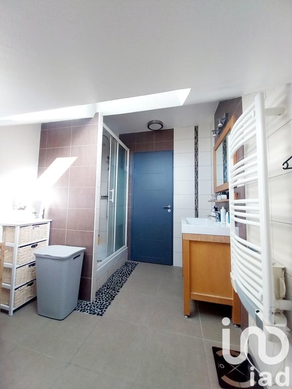 Appartement - 77 m² - 4 pièces