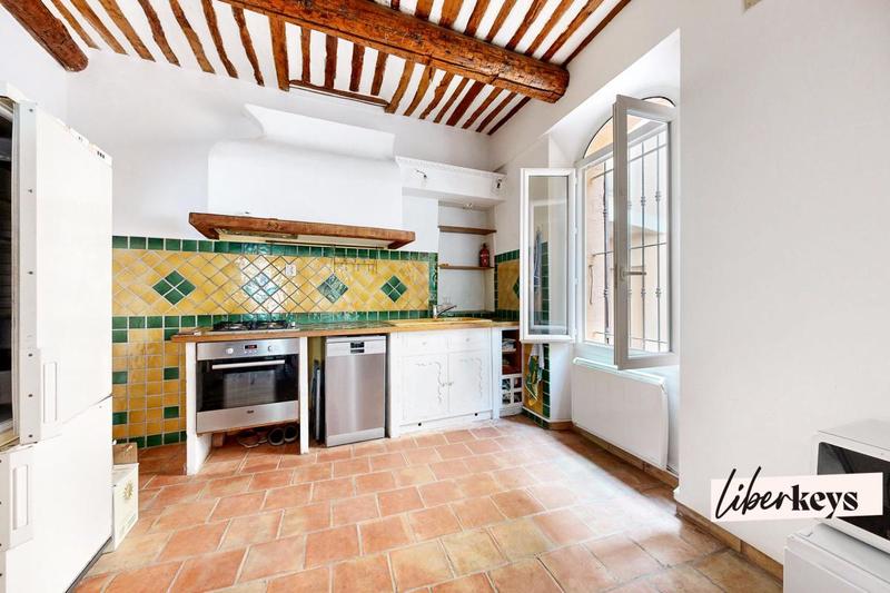 Maison - 98 m² - 5 pièces