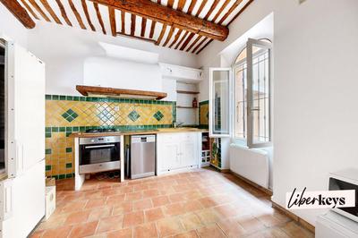 Maison - 98 m² - 5 pièces