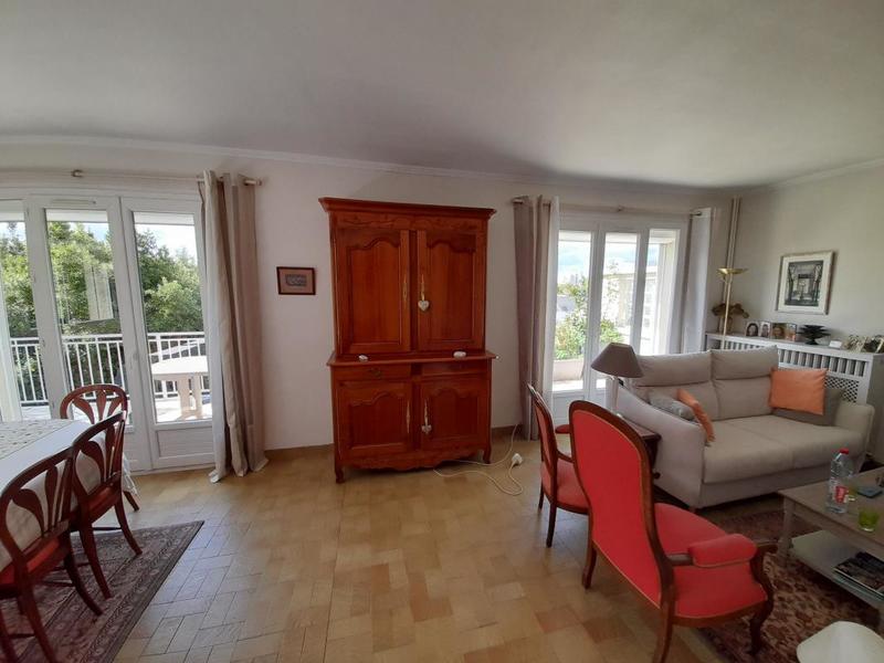 Maison - 170 m² - 8 pièces