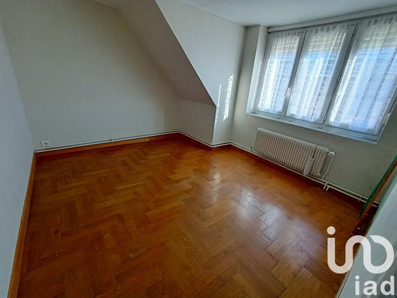 Maison - 95 m² - 5 pièces